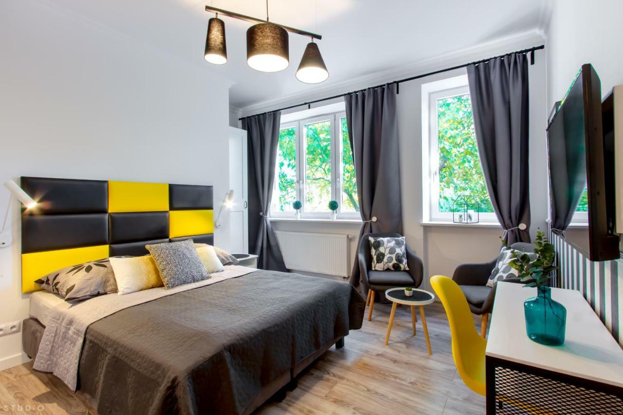 Clicktheflat The Warsaw Rising Museum Apartments מראה חיצוני תמונה
